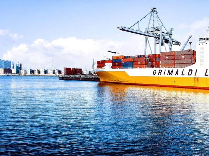 Loading onto the vessel